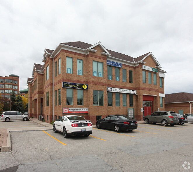 More Photos Of 243 N Service Rd W, Oakville Office For Lease