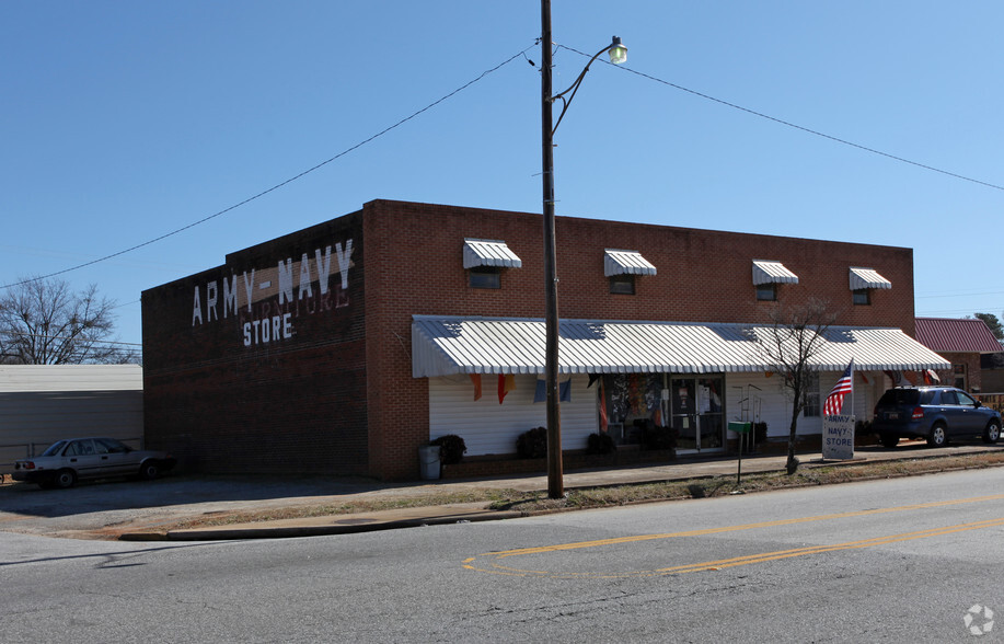 Primary Photo Of 10 Groce Rd, Lyman General Retail For Sale