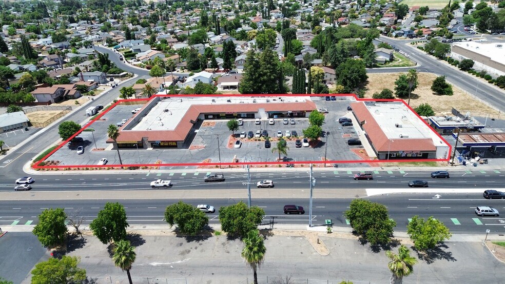 Primary Photo Of 7290-7298 Franklin Blvd, Sacramento Unknown For Lease