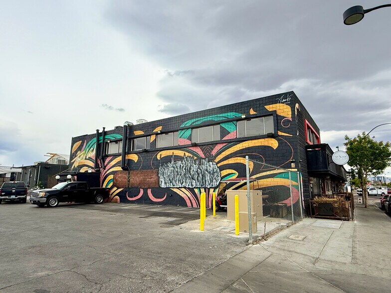 Primary Photo Of 1604 S Commerce St, Las Vegas Freestanding For Lease