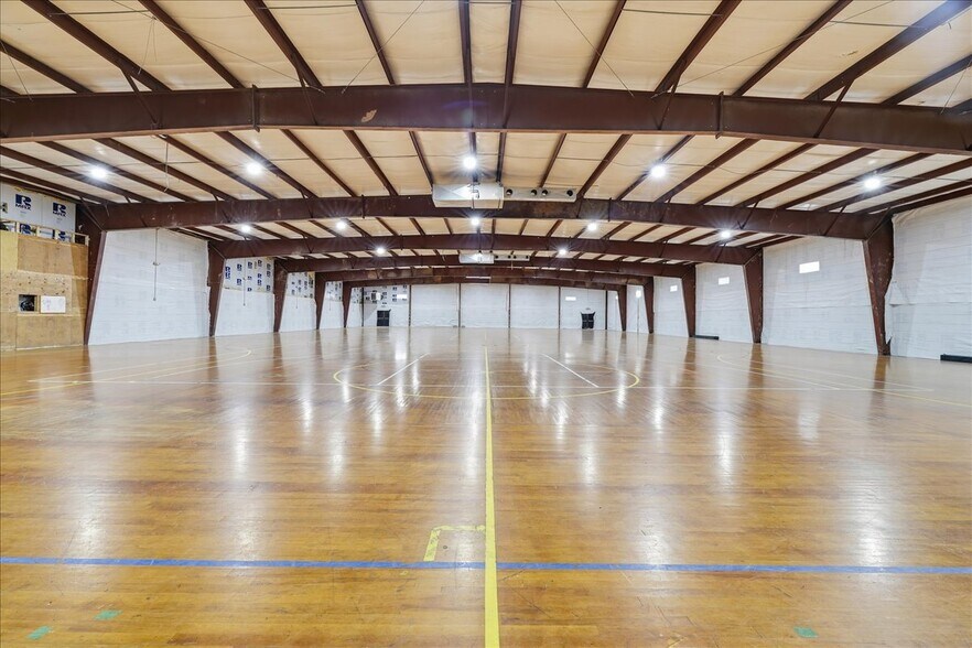 More Photos Of 5001 W Crawford Ave, Connellsville Skating Rink For Sale