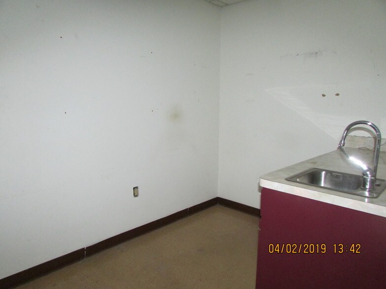 More Photos Of 1360 Mason Ave, Daytona Beach Medical For Lease