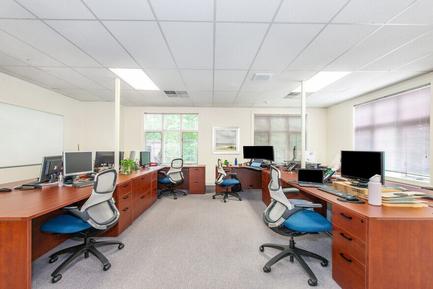 More Photos Of 372 Route 22 West, White House Station Office For Lease