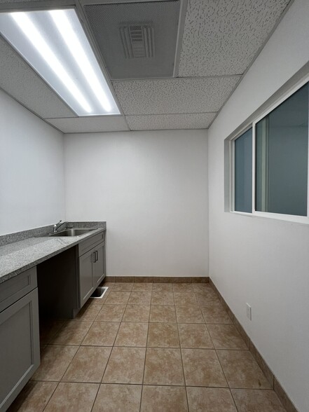 More Photos Of 34257 Fremont Blvd, Fremont Freestanding For Lease