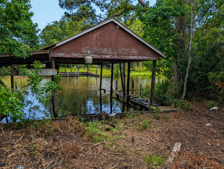 More Photos Of 18500 US Highway 331 S, Freeport Land For Sale