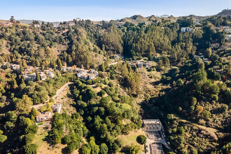 More Photos Of Tunnel Rd. & Broadway Tunnel Fwy, Oakland Land For Sale