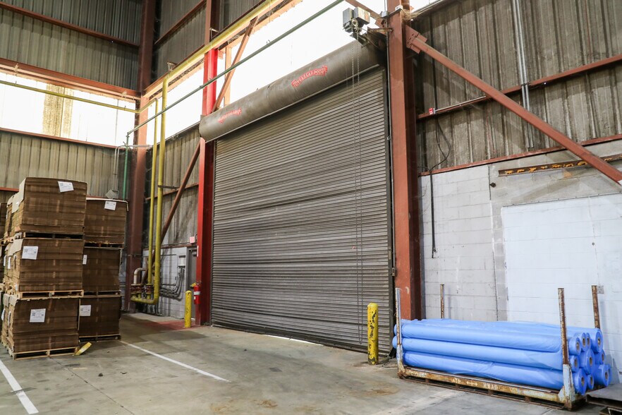 More Photos Of 24 Herring Rd, Newnan Warehouse For Sale