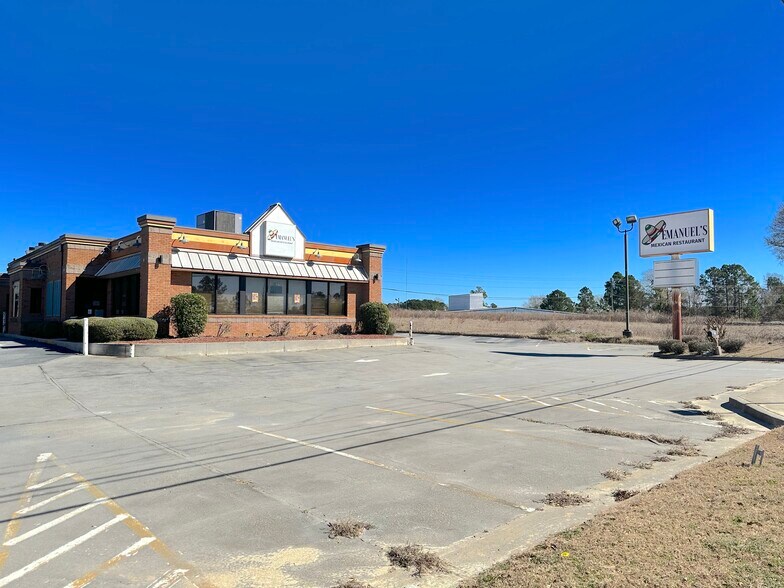 More Photos Of 537 S Main St, Swainsboro Restaurant For Sale