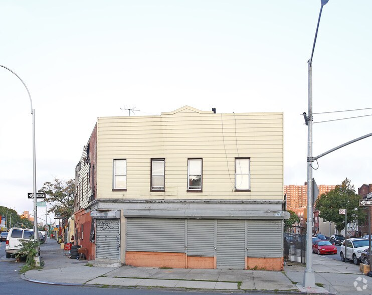 More Photos Of 1675 E New York Ave, Brooklyn Warehouse For Sale