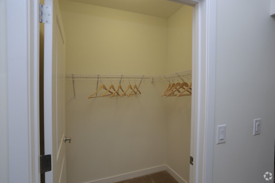 More Photos Of 4 Berry St, North Andover Apartments For Lease