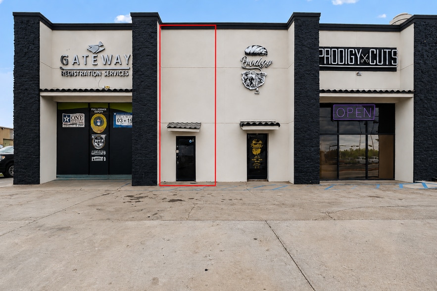 Primary Photo Of 3381 Ruben M Torres Blvd, Brownsville Storefront For Lease