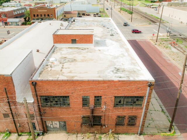 More Photos Of 200 W Grand Ave, Ponca City Warehouse For Sale