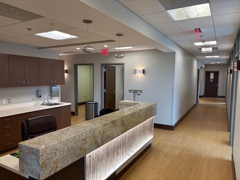 More Photos Of 24430 Stone Springs Blvd, Dulles Town Center Medical For Sale
