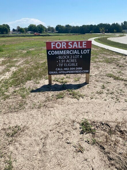 More Photos Of W 12th St & Theatre Lot 4 dr, Hastings Land For Sale