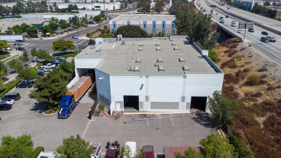 More Photos Of 9201 Charles Smith St, Rancho Cucamonga Warehouse For Lease