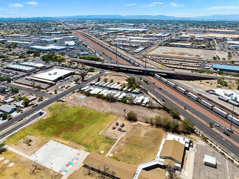 More Photos Of 5556 W Grand Ave, Glendale Land For Sale
