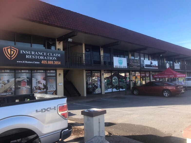 More Photos Of 210 S 4th St, Chickasha Unknown For Lease