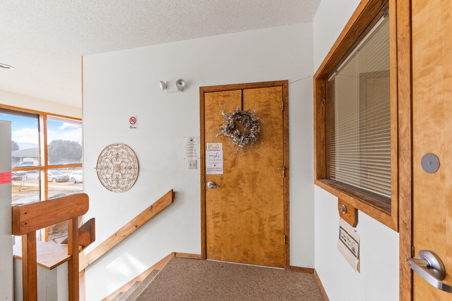 More Photos Of 1297 Burns Way, Kalispell Office For Sale