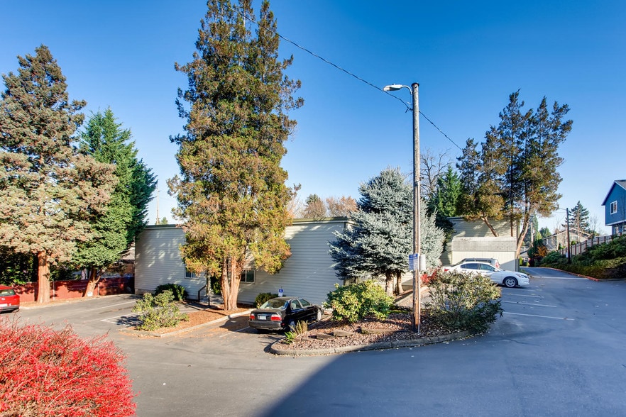 More Photos Of 4147-4153 SE 37th Ave, Portland Apartments For Sale