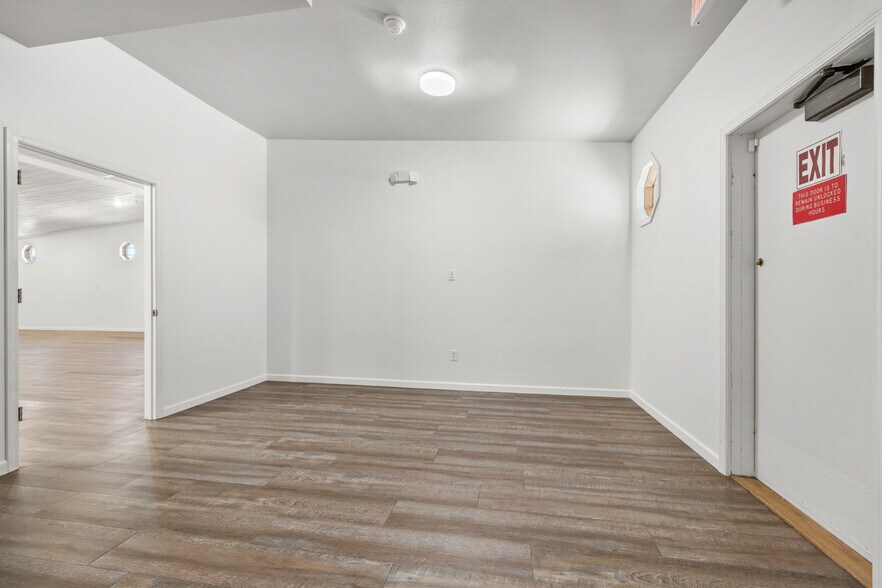 More Photos Of 7101 W Hwy 2 & 52, Minot Storefront Retail Office For Sale