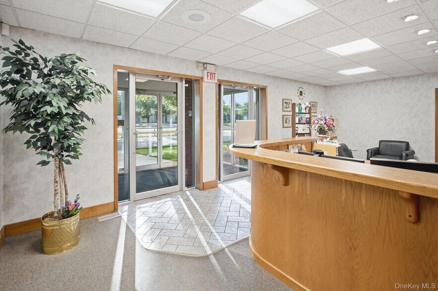 More Photos Of 225 Howell Ave, Riverhead Office For Sale