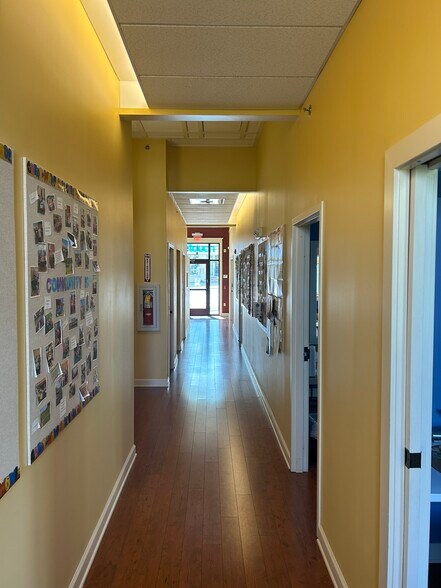 More Photos Of 1920 Old York Rd, Abington Office For Sale