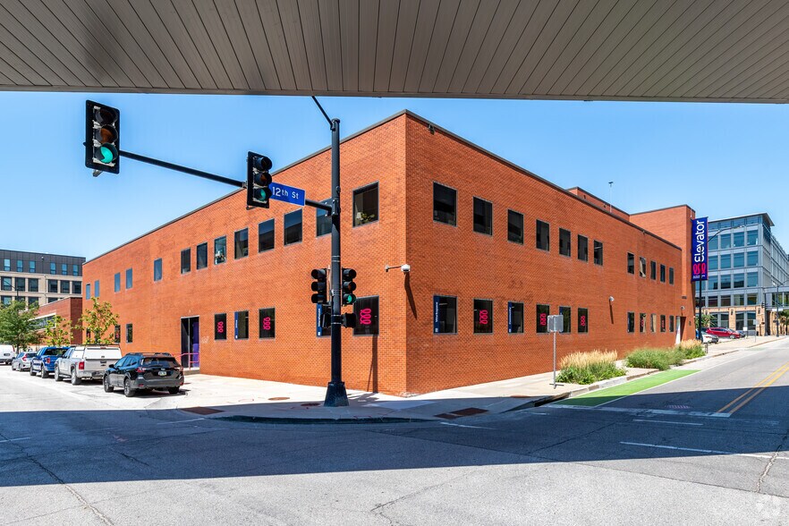 More Photos Of 204 12th St, Des Moines Office For Lease