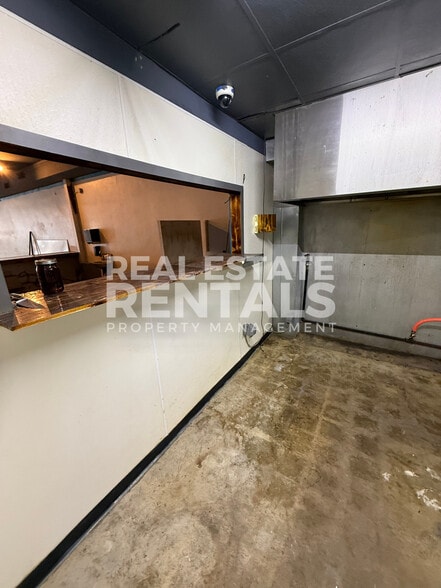 More Photos Of 519 Broad St, Gadsden Storefront For Lease