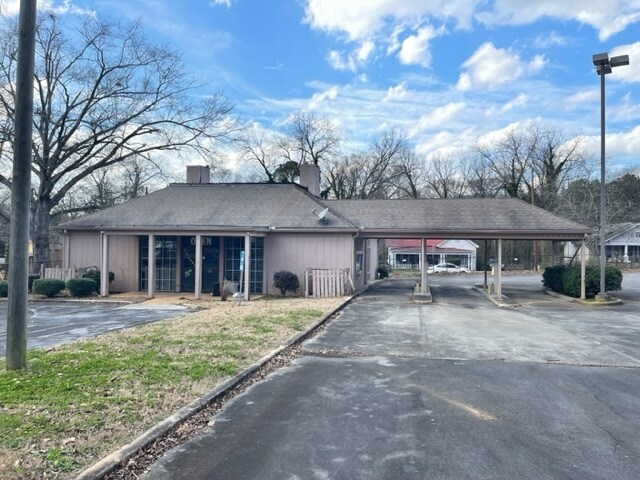 Primary Photo Of 510 Calhoun Ave NE, Rome Bank For Sale