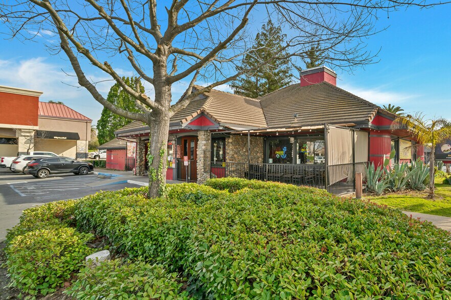 6400 Fair Oaks Blvd, Carmichael, CA 95608 Restaurant For Sale
