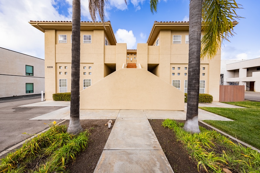 More Photos Of 6220 Marindustry Dr, San Diego Manufacturing For Sale