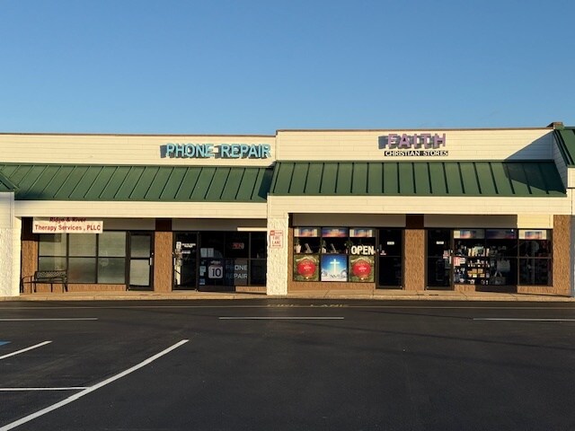 More Photos Of 1412-1460 W Bypass 211, Luray Unknown For Lease