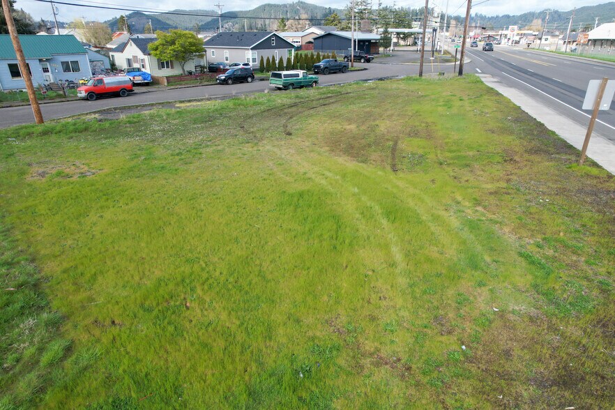 More Photos Of 1241 Highway 101, Reedsport Land For Sale