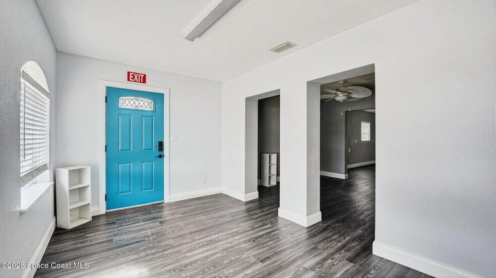 More Photos Of 519 Garden St, Titusville Freestanding For Lease