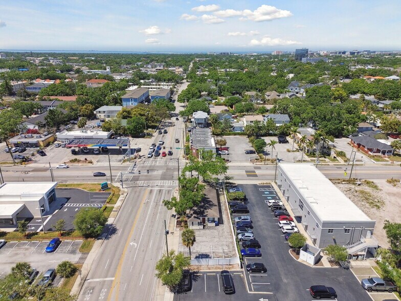 More Photos Of 3019 W Azeele St, Tampa Loft Creative Space For Sale