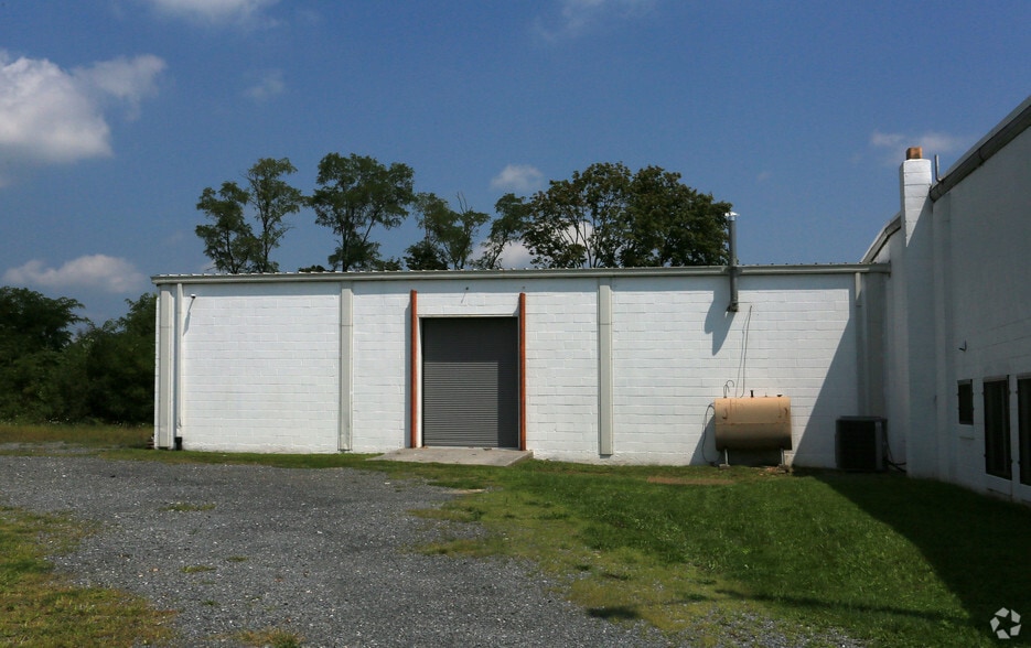 More Photos Of 205 Brick Kiln Rd, Winchester Warehouse For Sale