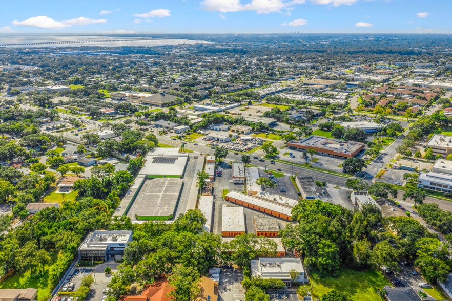 More Photos Of 2166 Drew St, Clearwater Self Storage For Sale