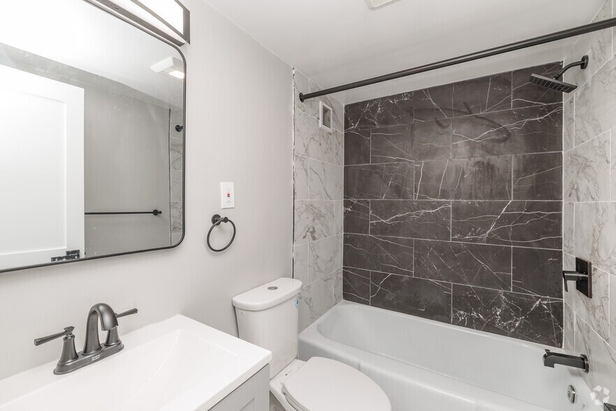 More Photos Of 770 James St, Syracuse Apartments For Sale