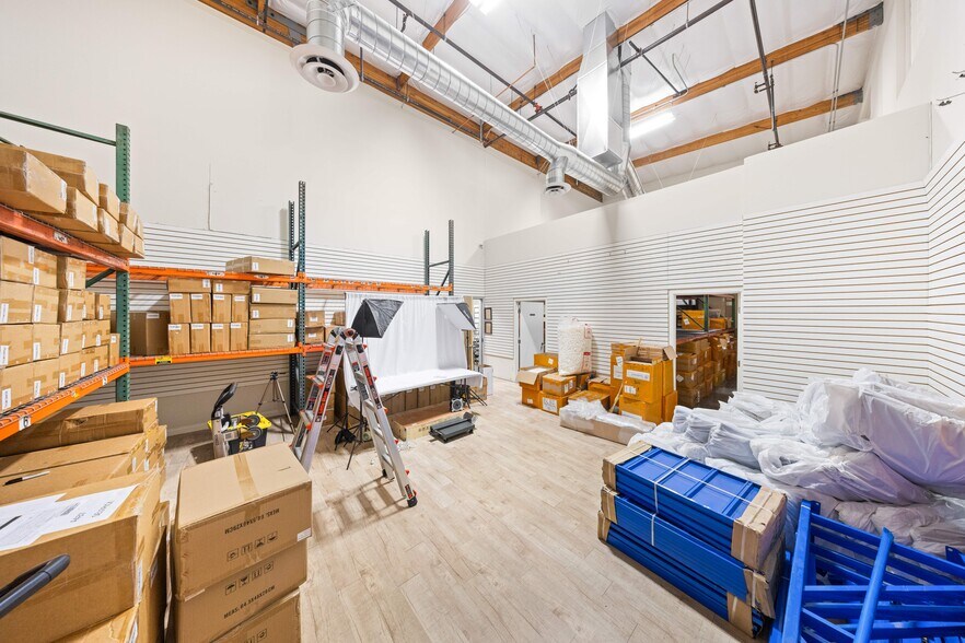 More Photos Of 1795 E Holt Blvd, Ontario Showroom For Sale