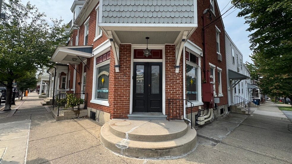 More Photos Of 95-97 E Broad St, Bethlehem Storefront Retail Residential For Lease