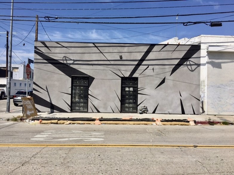 Primary Photo Of 651 Anderson St, Los Angeles Showroom For Sale