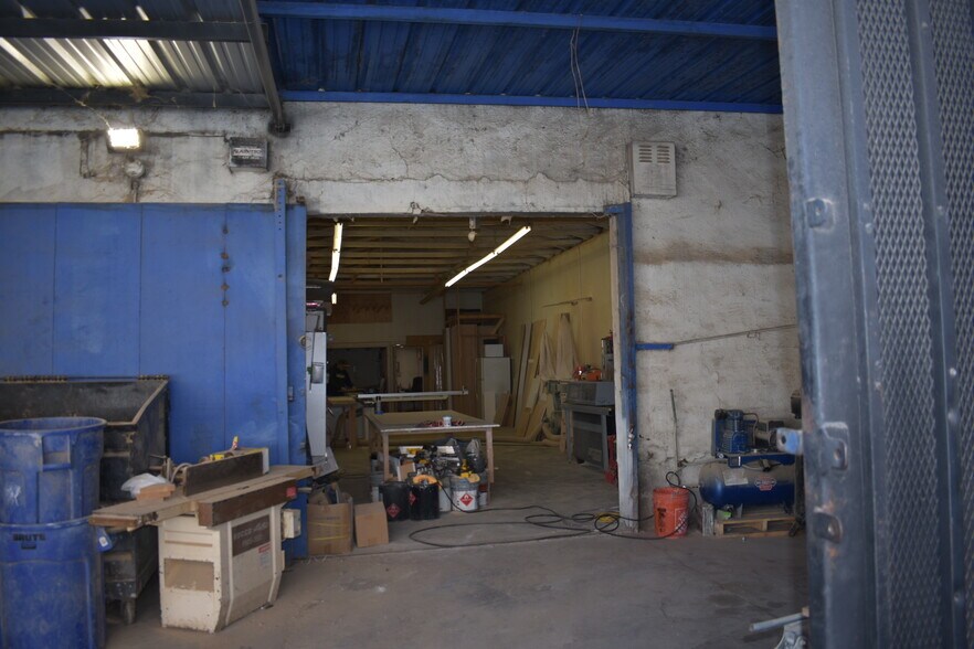 More Photos Of 8614-8616 Mettler St, Los Angeles Industrial For Sale