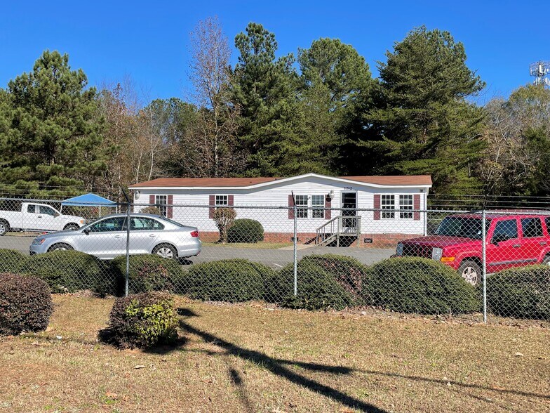 More Photos Of 1212 Constitution Blvd, Rock Hill Auto Dealership For Sale