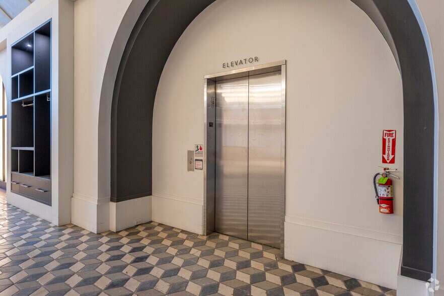 More Photos Of 256 Grant Ave, San Francisco Office For Lease