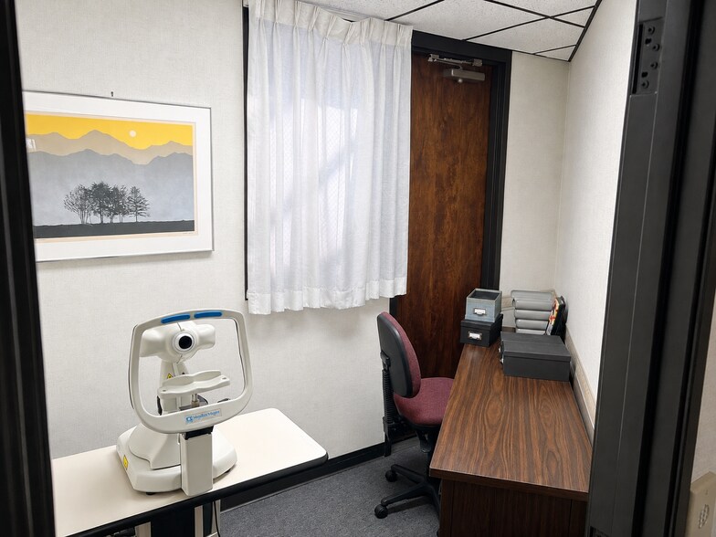 More Photos Of 1200 W Gonzales Rd, Oxnard Medical For Sale
