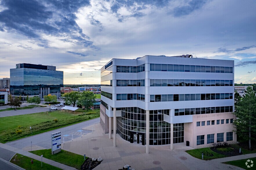 More Photos Of 201 County Court Blvd, Brampton Office For Lease