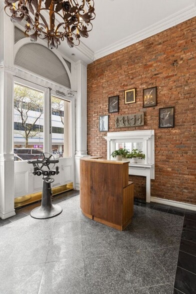 More Photos Of 75 Murray St, New York Office Residential For Sale