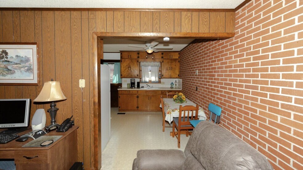 More Photos Of 103 Martin St, Greenfield Apartments For Sale