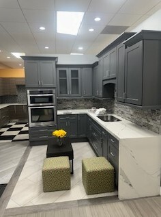 More Photos Of 7501 E Adamo Dr, Tampa Warehouse For Sale