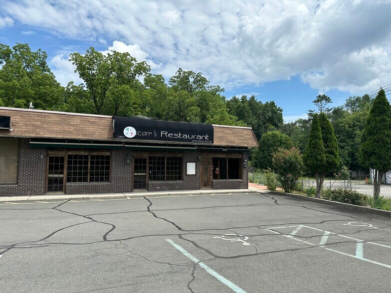 More Photos Of 589 Route 303, Blauvelt Storefront For Lease